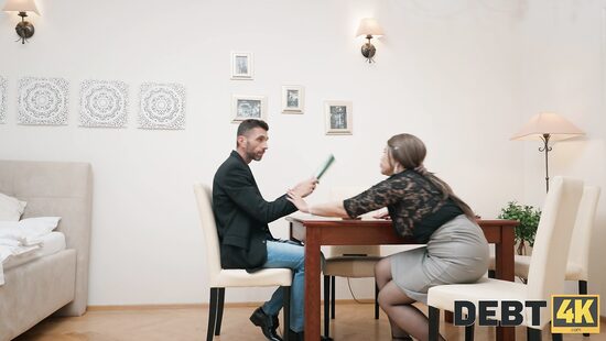 Брачными истериками долги не покрыть